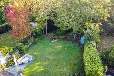 undefined, Kenwood Drive, Walton-On-Thames, KT12