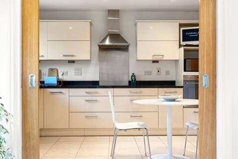 3 bedroom flat for sale, Between Streets, Oakdene Court, KT11
