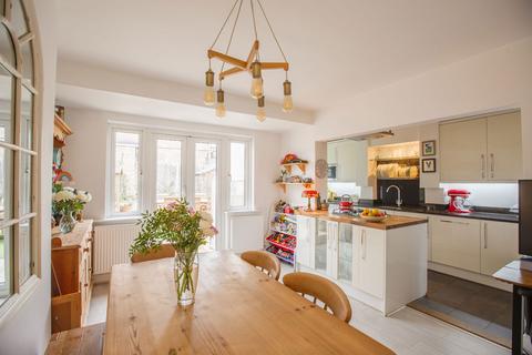 3 bedroom terraced house for sale, Eastwood Road, Rayleigh SS6