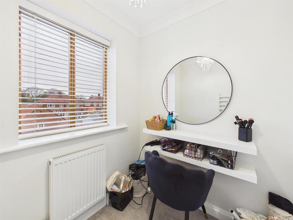 Bedroom: