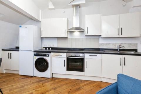 2 bedroom apartment for sale, High Street, Slough
