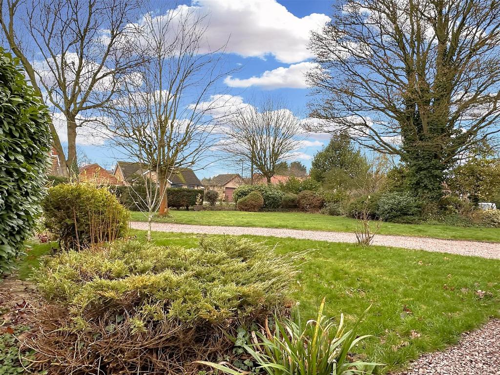 Front Garden 188
