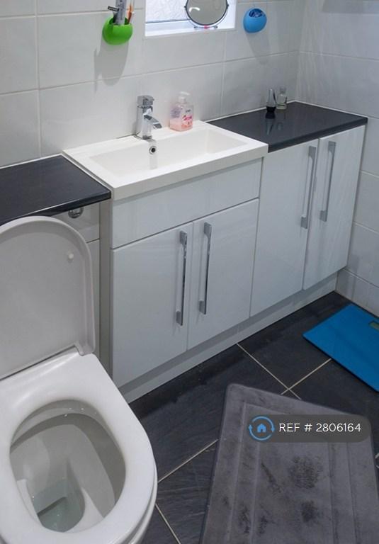 Ground Floor Bathroom
