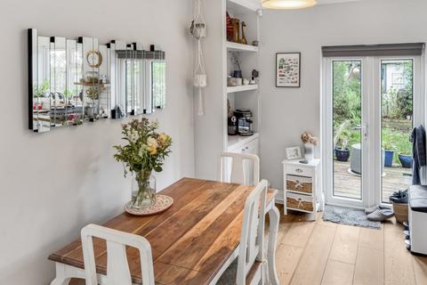 2 bedroom terraced house for sale, Abbey Road, London, SW19