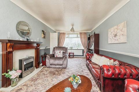 undefined, Belle Isle Road, Leeds, LS10