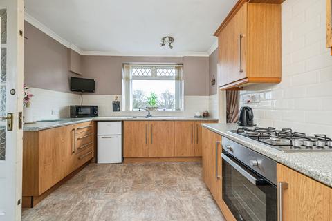 undefined, Belle Isle Road, Leeds, LS10