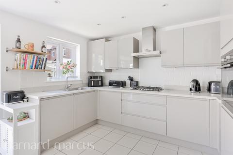 3 bedroom semi-detached house for sale, Woodlands Close, Merstham, Redhill