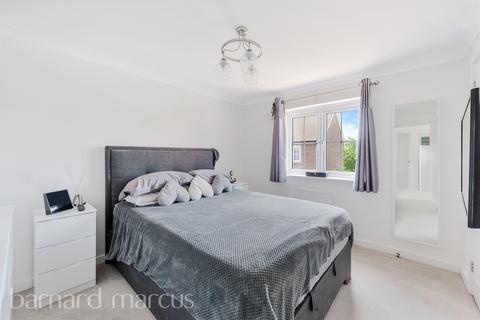 3 bedroom semi-detached house for sale, Woodlands Close, Merstham, Redhill