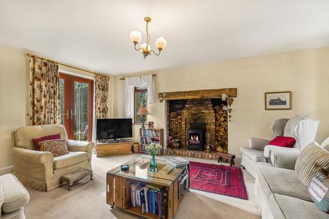 undefined, Tewkesbury GL20