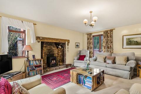 undefined, Tewkesbury GL20