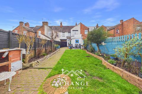 4 bedroom terraced house for sale, Park Avenue, Nuneaton CV11