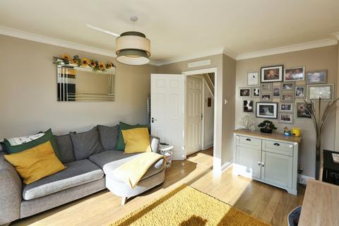 2 bedroom end of terrace house for sale, Smith Street, Gosport