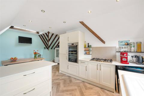 3 bedroom flat for sale, Shortlands Road, Bromley, BR2