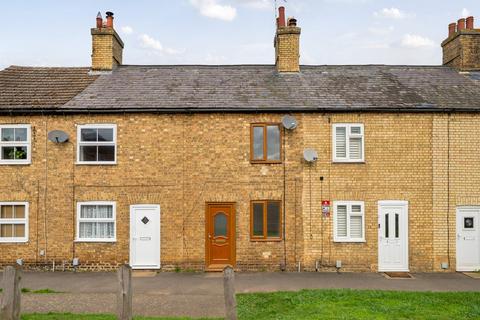 Ampthill Road, Shefford, SG17