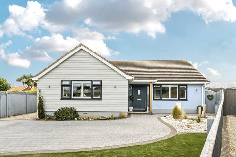 3 bedroom bungalow for sale, Albany Close, Barton on Sea, New Milton, Hampshire, BH25