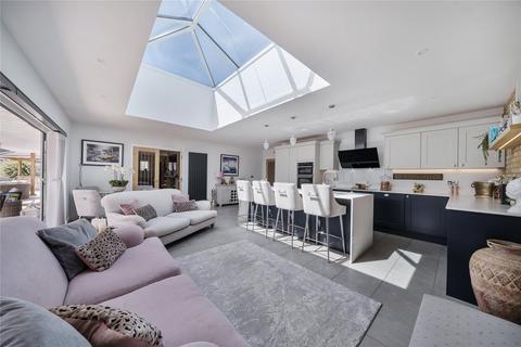 3 bedroom bungalow for sale, Albany Close, Barton on Sea, New Milton, Hampshire, BH25