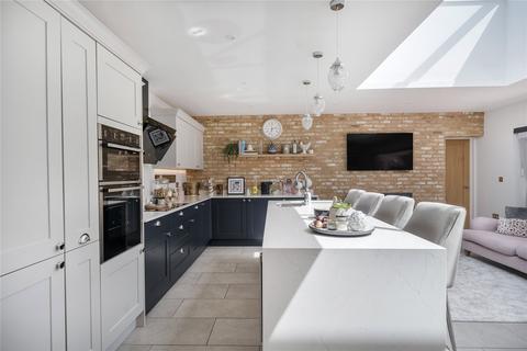 3 bedroom bungalow for sale, Albany Close, Barton on Sea, New Milton, Hampshire, BH25