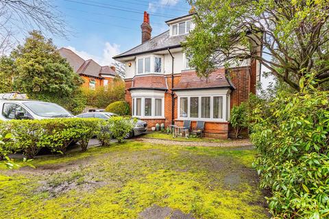 2 bedroom flat to rent, Portchester Road, Bournemouth BH8