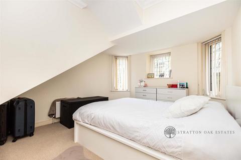2 bedroom flat to rent, Portchester Road, Bournemouth BH8