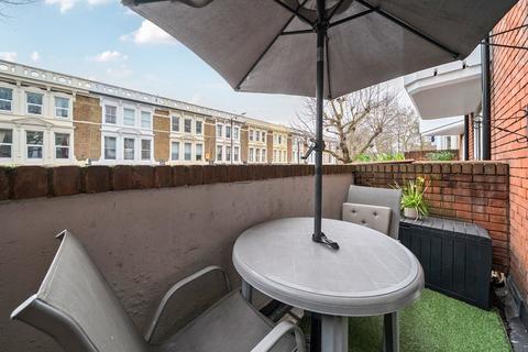 1 bedroom flat for sale, Shepherds Bush Road, Brook Green, London, W6