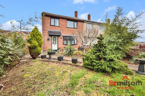 3 bedroom end of terrace house for sale, Wellwood Road, Swadlincote DE11