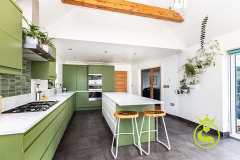 undefined, Canford Cliffs Road, Poole BH13