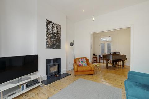 undefined, Lauriston Road, London, E9