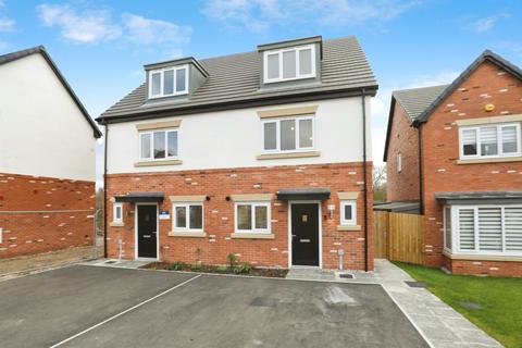 3 bedroom townhouse for sale, Salt Drive, Wincham, Northwich