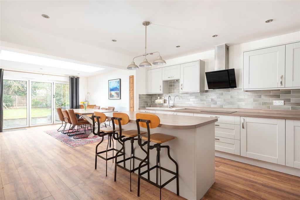 Kitchen/Breakfast Rm
