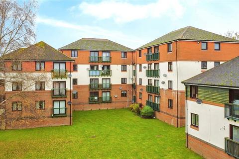 The Causeway, Reading RG4