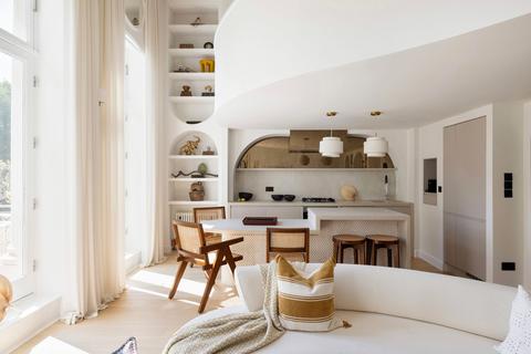 1 bedroom apartment for sale, Earl's Court Square, London SW5