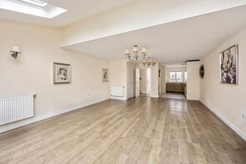 undefined, Churchill Way, Broadbridge Heath, RH12