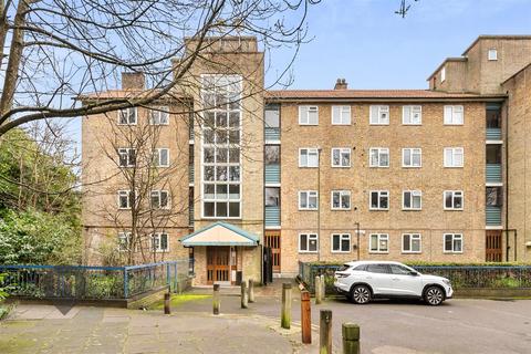 undefined, Glen Albyn Road, London