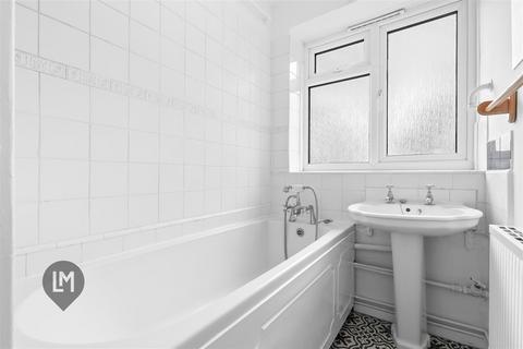 1 bedroom flat to rent, Glen Albyn Road, London