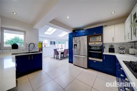 3 bedroom semi-detached house for sale, Middle Drive, Cofton Hackett, Birmingham, Worcestershire, B45