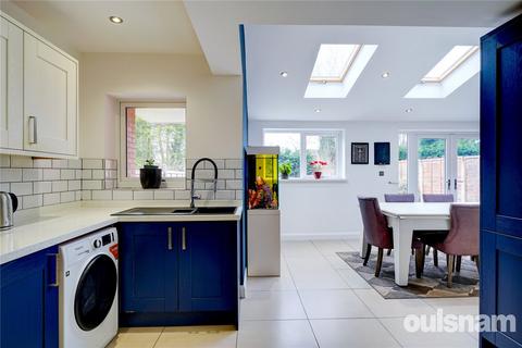 3 bedroom semi-detached house for sale, Middle Drive, Cofton Hackett, Birmingham, Worcestershire, B45
