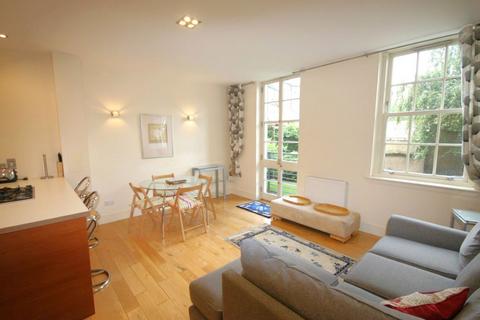 2 bedroom flat to rent, Brunswick Street, Hillside, Edinburgh
