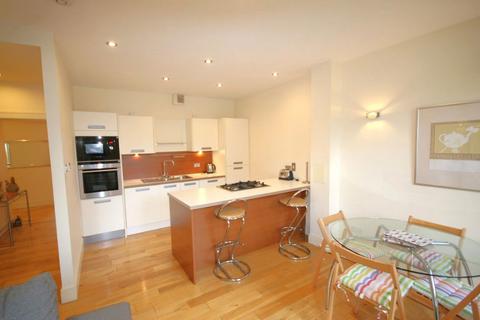 2 bedroom flat to rent, Brunswick Street, Hillside, Edinburgh