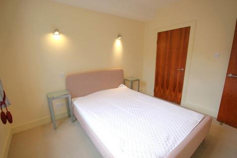 2 bedroom flat to rent, Brunswick Street, Hillside, Edinburgh
