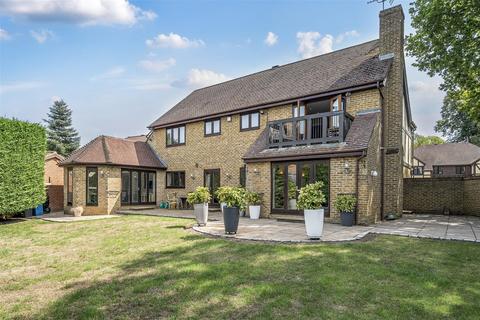 5 bedroom detached house for sale, Barberry Way, Blackwater GU17