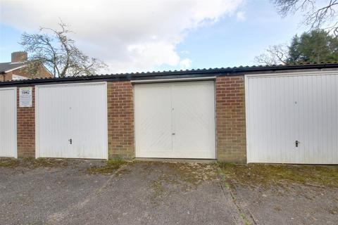Property to rent, Culloden Road, Enfield