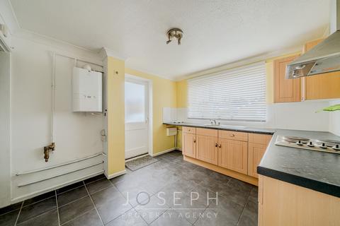 3 bedroom semi-detached house for sale, Starfield Close, Ipswich, IP4