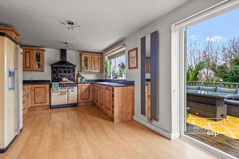 4 bedroom semi-detached house for sale, Reddicliff Road, Plymstock PL9