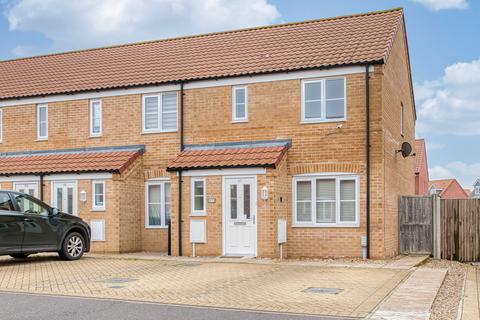 3 bedroom terraced house for sale, Harrier Way, Diss IP22