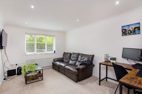 undefined, Woodfield Road, Thames Ditton KT7