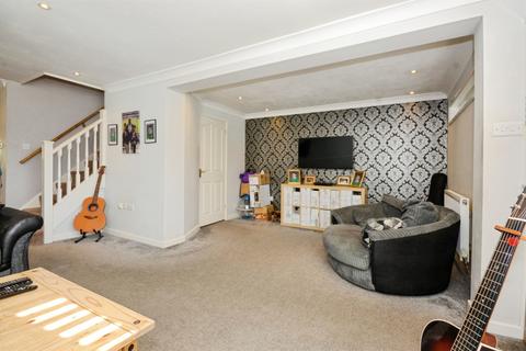4 bedroom terraced house for sale, Lea Walk, HARPENDEN