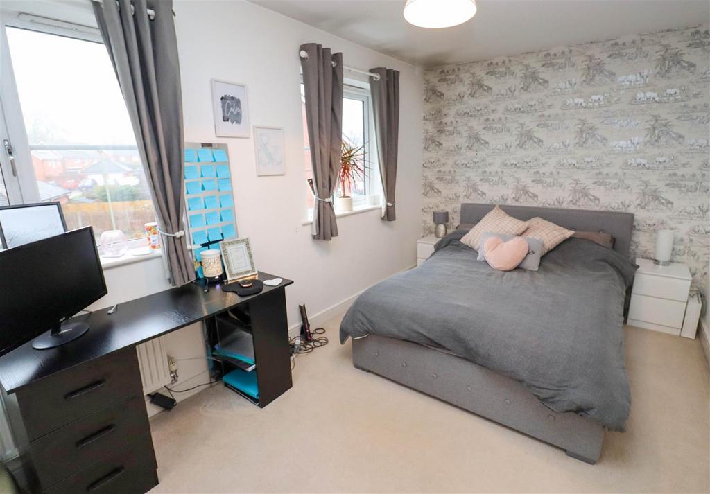 Bedroom 2 (First Floor)
