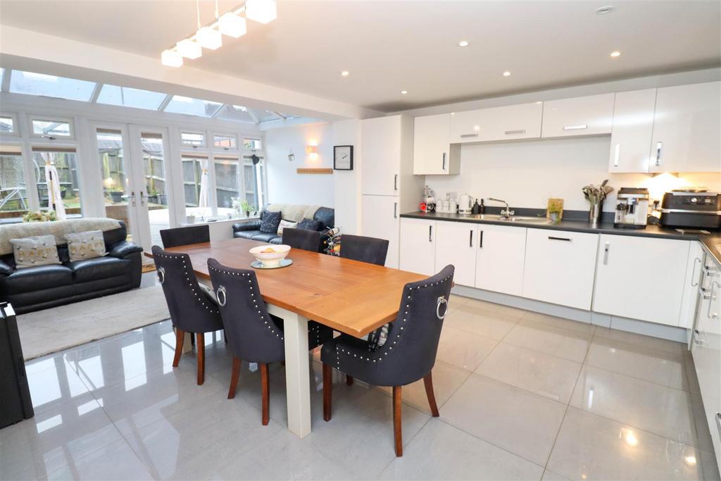 Kitchen/Dining/ Conservatory