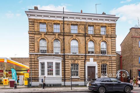 1 bedroom flat to rent, Upper Street, Islington, London, N1