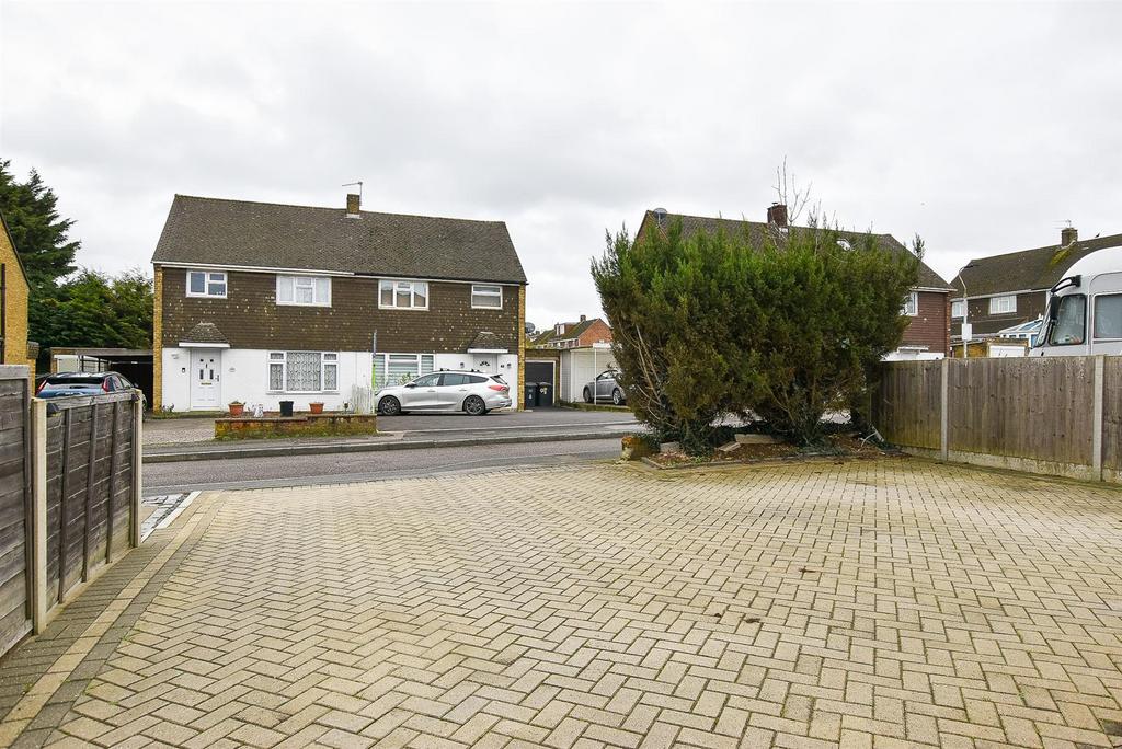 Driveway.jpg